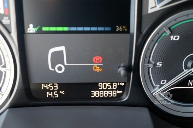 Standard nyergesvontató DAF XF 480 / SUPER SPACE CAB / 2021