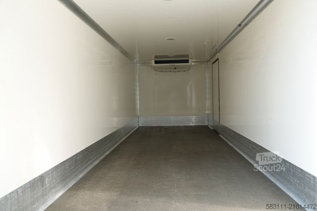 Koelwagen RENAULT D 280 / CH?ODNIA - 6,7 m / THERMO KING ES-600 MA