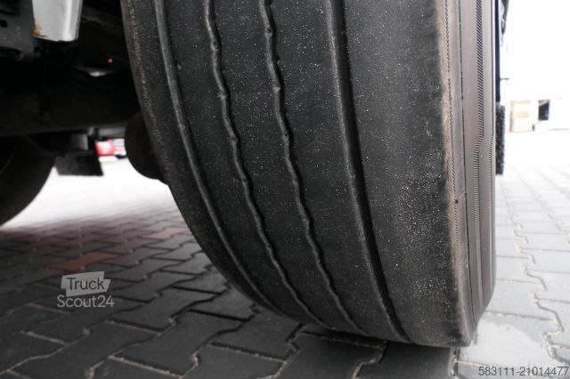 Otvorena poluprikolica sa ceradom SCHMITZ CARGOBULL FIRANKA / 2017 ROK / STANDARD