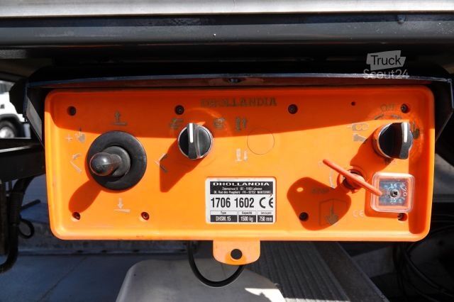 Camion jumbo DAF LF 210 / KONTENER - 7 M / SOLÓWKA / WINDA DHOLLA