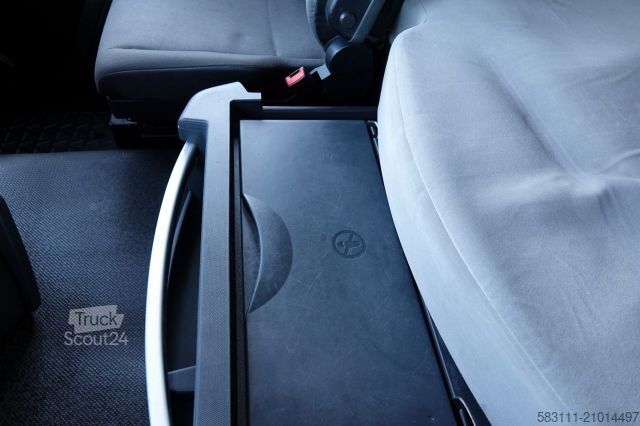 Standaard trekker RENAULT T 480 / 13L / 2017 ROK