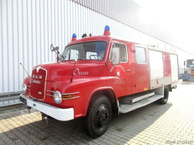 Feuerwehrfahrzeug MAN 450 HALF TRO-TLF16 4x2 450 HALF TRO-TLF 16
