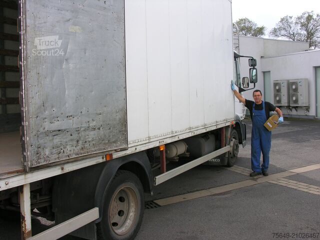 Camion caisson Iveco EuroCargo 120E/21 EuroCargo 120E/21