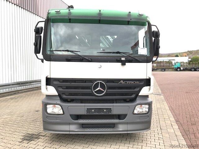 Tornkran Mercedes-Benz Actros 1836 LS 4x2 Actros 1836 LS 4x2 mit Kran MKG HLK 330HP