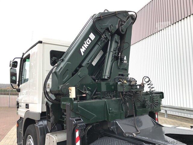 Tornkran Mercedes-Benz Actros 1836 LS 4x2 Actros 1836 LS 4x2 mit Kran MKG HLK 330HP