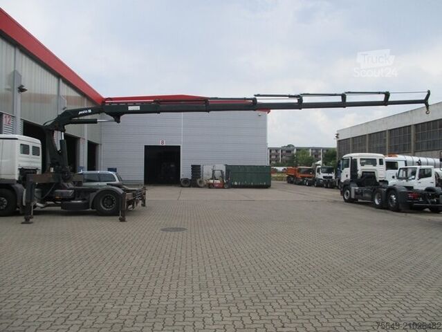 Tornkran Mercedes-Benz Actros 1836 LS 4x2 Actros 1836 LS 4x2 mit Kran MKG HLK 330HP