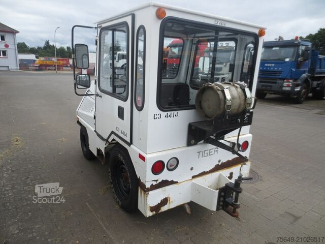 Customized van Tiger TC-50  TC 50, Zugmaschine