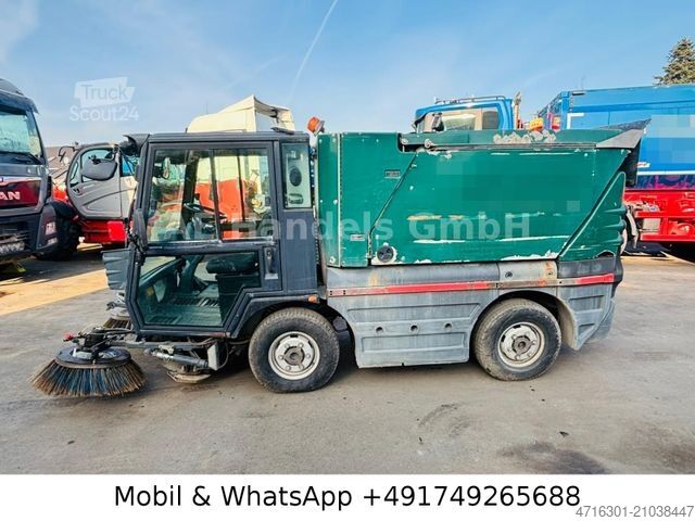 Balayeuse de voirie SCHMIDT Compact 200 Swingo *Hydrostatisch/Klima/Kamera