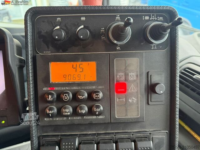 Road sweeper Mercedes-Benz 1524 LKO Faun Viajet 6 RH | 4x2 | deutsches Maschine