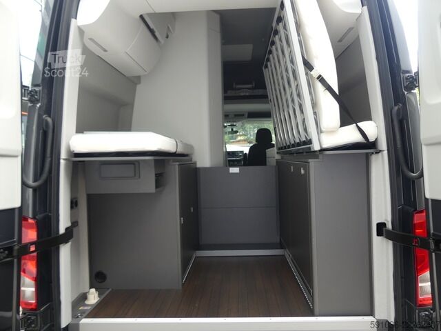 Автодім Volkswagen Crafter Grand California 600 MARKISE/KAMERA/ACC/STHZ