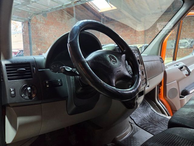 Dreiseitenkipper MERCEDES-BENZ Sprinter DoKa 3 S Kipper 515 Motorschaden