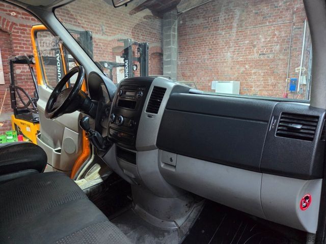 Kleinbus MERCEDES-BENZ Sprinter DoKa 3 S Kipper 515 Motorschaden