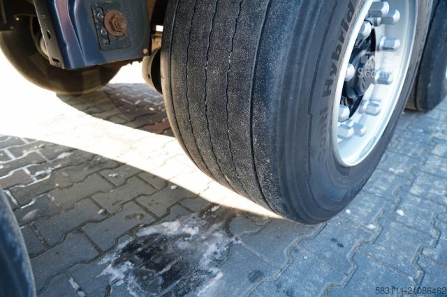 Ανοιχτό ημιρυμουλκούμενο με μουσαμά KRONE FIRANKA / MEGA / 2x O? PODNOSZONA /  DACH PODNOS