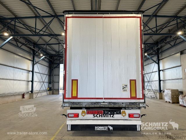 Открытый полуприцеп с тентом Schmitz Cargobull Curtainsider Mega