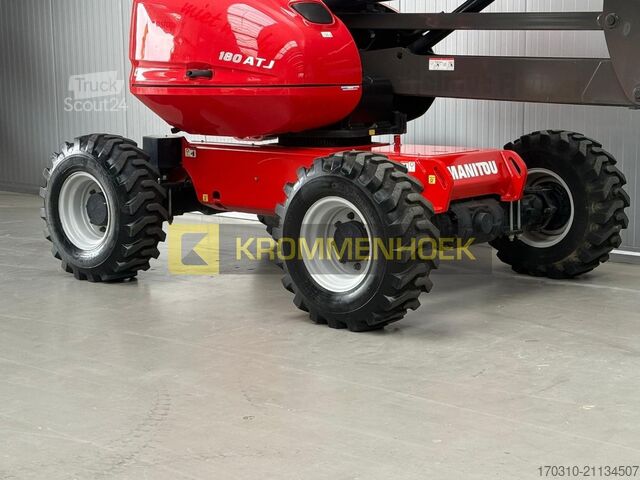 Knikarmhoogwerker Manitou 180 ATJ