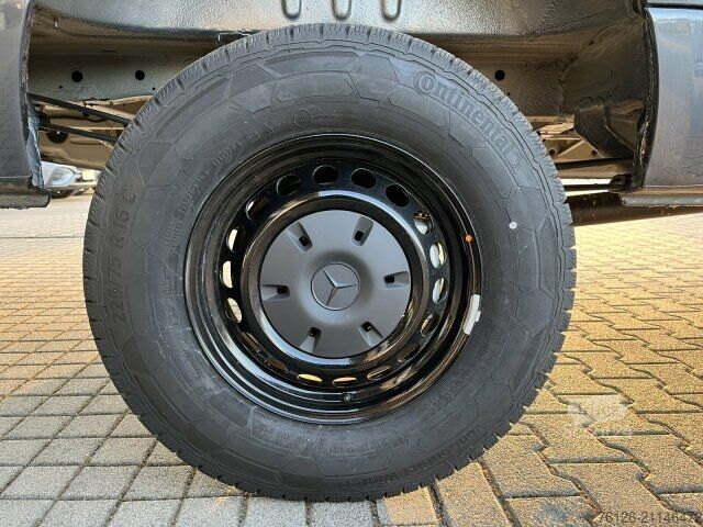 Panel van Mercedes-Benz Sprinter 419 CDI Superhoch 4x4 Allrad LED+NAVI+
