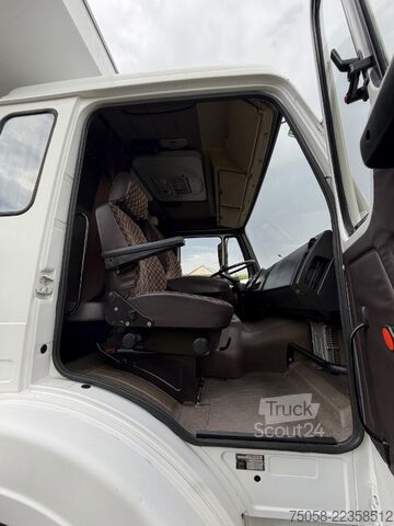Camião de caixa fechada Mercedes-Benz SK 2425 - V8 - 240 TKm - 6x2