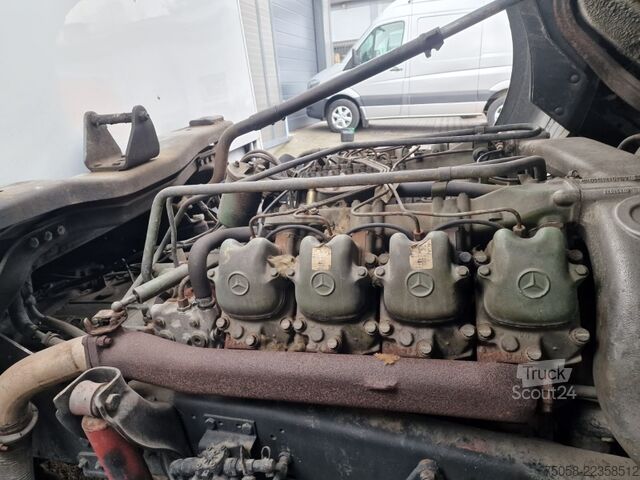 Camião de caixa fechada Mercedes-Benz SK 2425 - V8 - 240 TKm - 6x2
