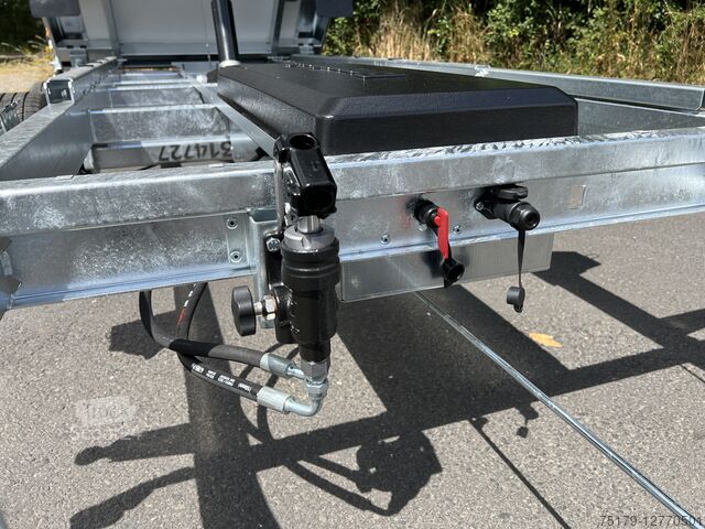 Tipper 3 laturi  Dreiseitenkipper 3500 mit Elektropumpe