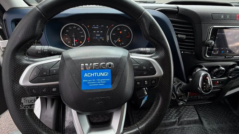 Šaldytuvo kėbulo furgonas IVECO Daily 50C16 HA8/P TKK