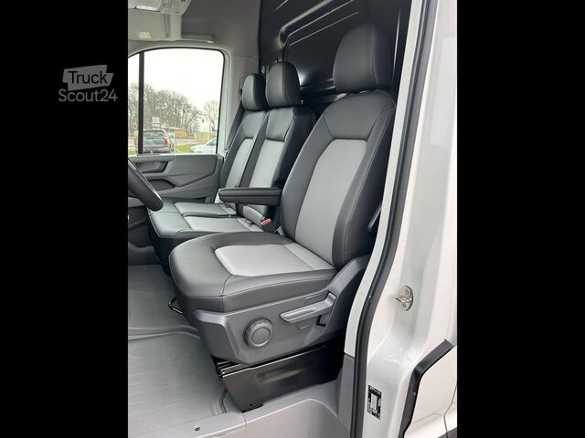 Bestelwagen VW Crafter 30 2.0 TDI HD MR Aut. L3H3 / 4 J. Garan...