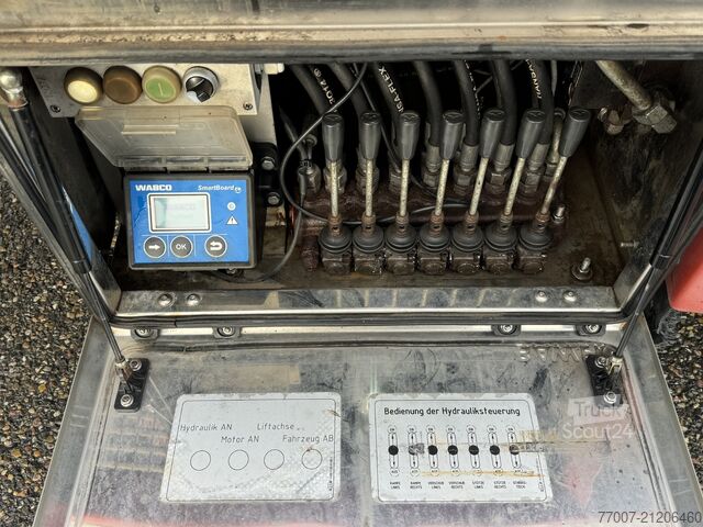 Tieflader-Sattelauflieger Rapmen Hubbett Meusburger MTS-3 hydr.klapp-Rampen Hebebett Lenkach