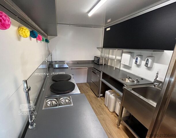 Imbissanhänger für Crepes-Verkauf  VKE 370 Kubus-Line