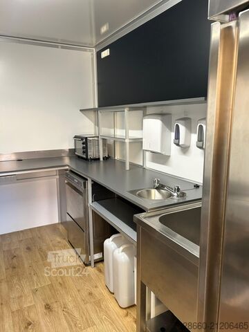 Imbissanhänger für Crepes-Verkauf  VKE 370 Kubus-Line