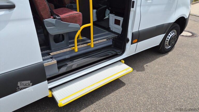 Kleinbus MERCEDES-BENZ 517Sprinter Lord Light 22 Sitzer Lagerfahrzeug S