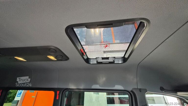Kleinbus MERCEDES-BENZ 517Sprinter Lord Light 22 Sitzer Lagerfahrzeug S