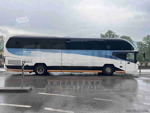 Turistinis autobusas Neoplan Cityliner