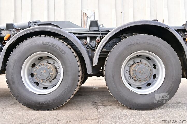 Hákový nosič kontejnerů Daf CF85.410  8x4 E5 Blatt Blatt AHK Vorbereitung