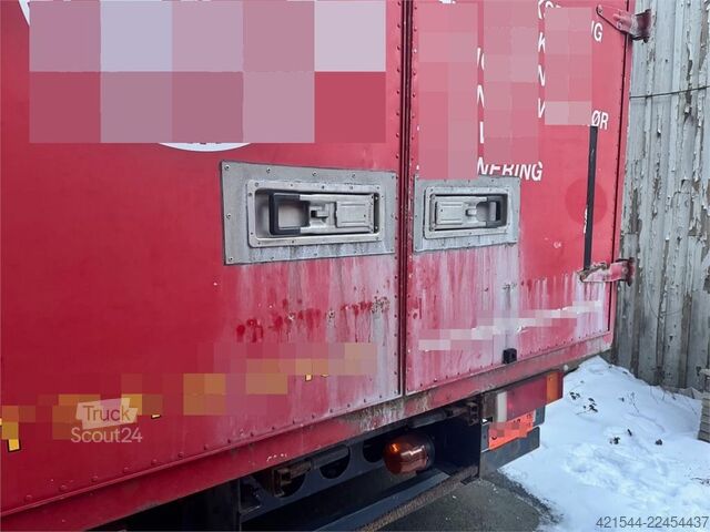Чемодан MAN LE 9.220 Box Truck – Low Mileage