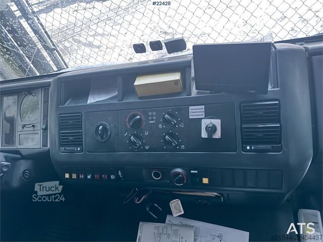 Walizka MAN LE 9.220 Box Truck – Low Mileage