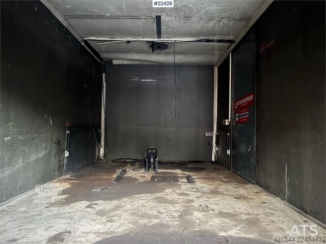 Walizka MAN LE 9.220 Box Truck – Low Mileage