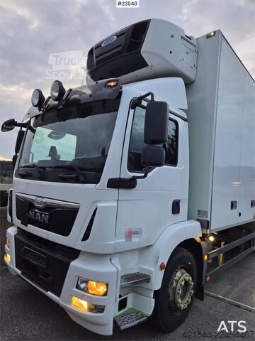 Чемодан MAN TGM box truck with refrigeration/freezer unit and