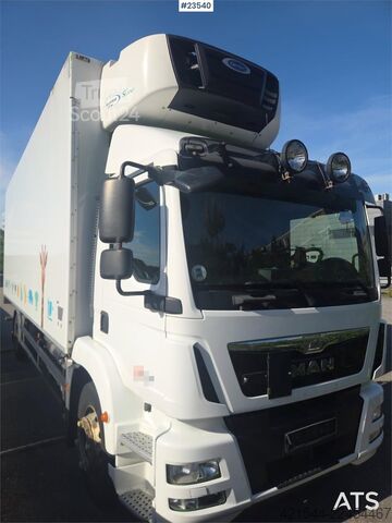 Чемодан MAN TGM box truck with refrigeration/freezer unit and