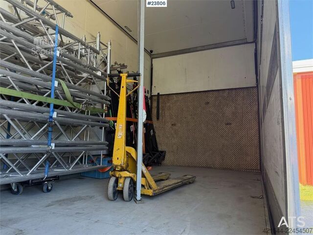 Mala Mercedes-Benz Actros 1835L 4x2 box truck w/ ADR rigged, new clut