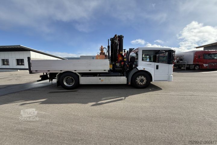 Grue montée sur camion Mercedes-Benz Econic 1828 4x2 PK16502 / Swiss-Vehicle