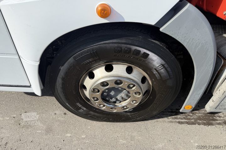 Grue montée sur camion Mercedes-Benz Econic 1828 4x2 PK16502 / Swiss-Vehicle