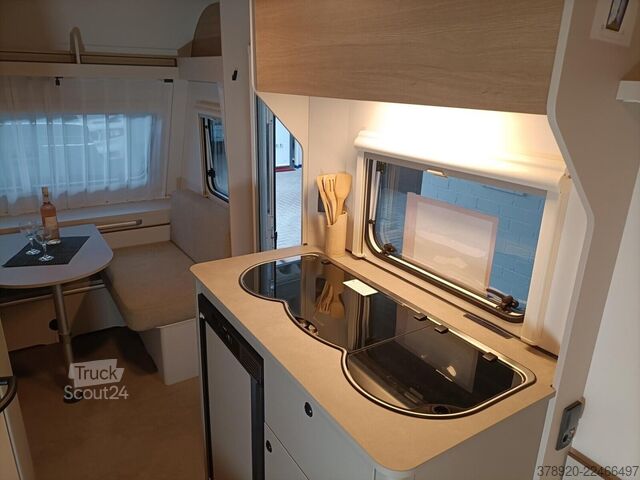 Жилой прицеп LMC Sassino 460 E Neuwertig EZ06/26