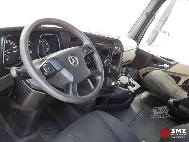 Standard tractor Mercedes Actros 1843