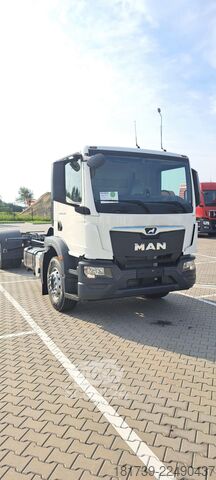 Rama pod zabudowę MAN TGM 26.320 6x2-4 / truck chassis / 0 km!