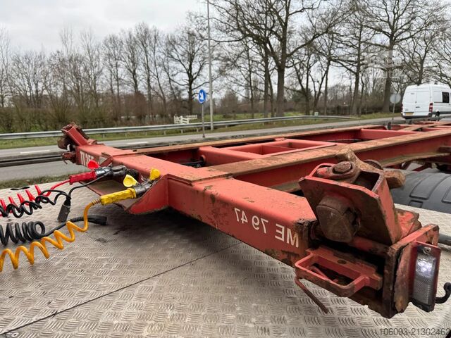 Transport de conteneurs HFR 3 ass cont. chassis