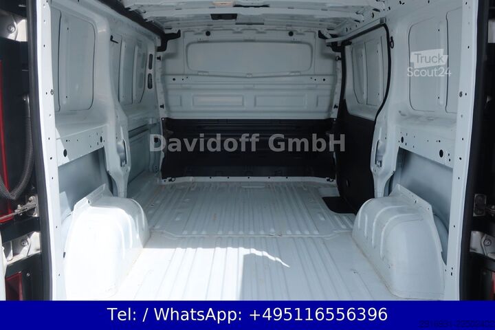 Varebil RENAULT Nr.B14 Trafic Kasten L1H1 2,8t 1.Hand / LED /ACC