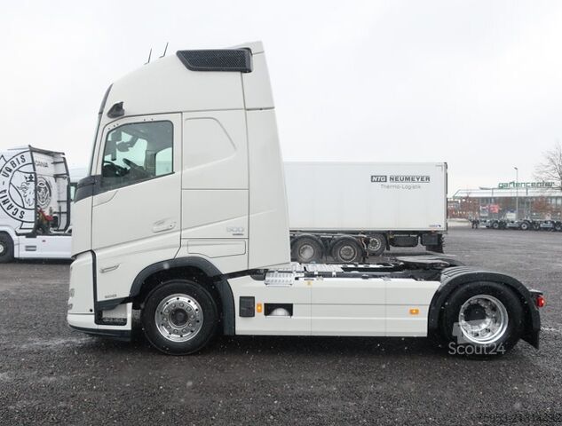 Standard SZM Volvo FH 500 Aero TC I-Save Retarder Alcoa Leder