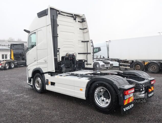 Standard SZM Volvo FH 500 Aero TC I-Save Retarder Alcoa Leder