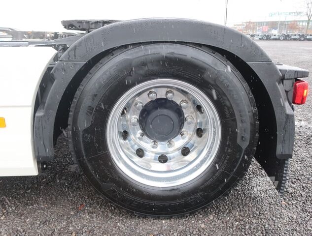 Standard SZM Volvo FH 500 Aero TC I-Save Retarder Alcoa Leder