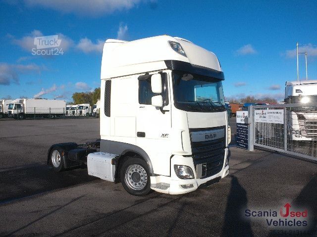Ciągnik siodłowy typu volume DAF XF 460 FT Low Liner
