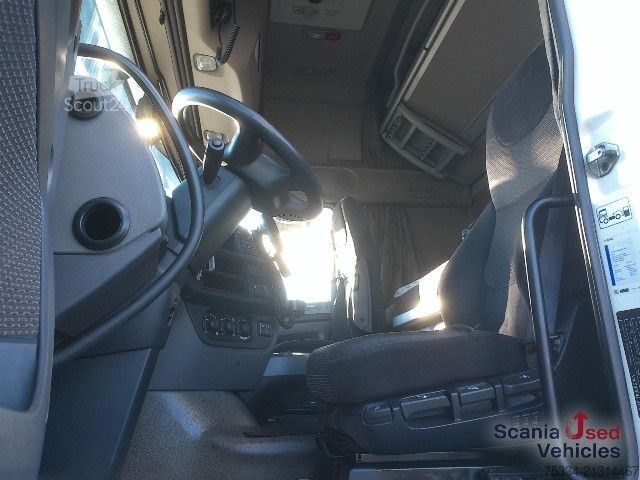 Ciągnik siodłowy typu volume DAF XF 460 FT Low Liner